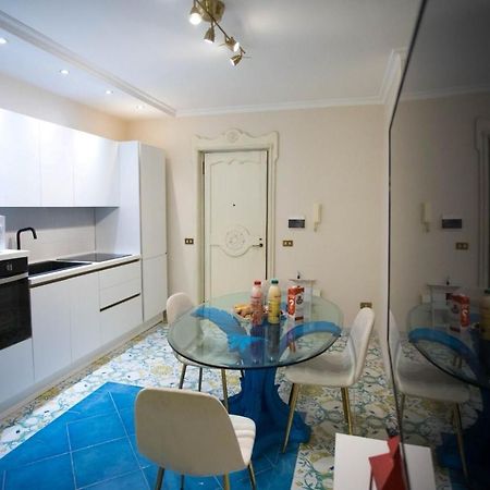 Hause Naty Spaccanapoli Appartement Buitenkant foto